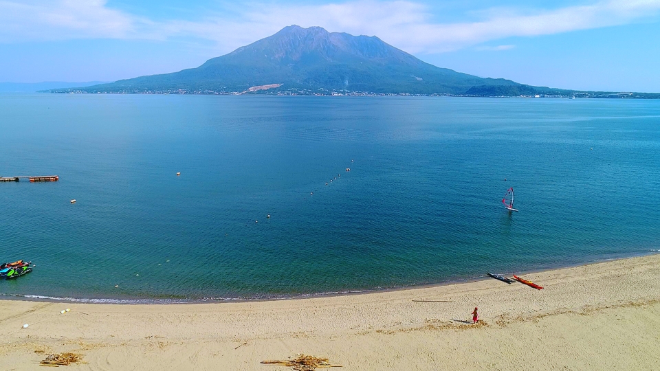桜島と錦江湾を一望できる磯海水浴場という最高のロケーション！！