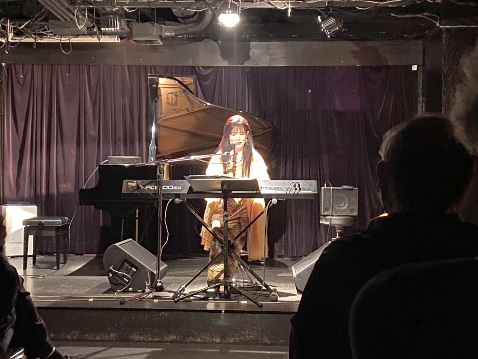 柴藤ひろ子 Piano & Songs